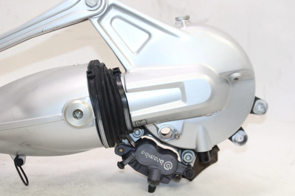 2002 BMW R1150GS OEM ЗАДНИЙ ПОВОРОТНЫЙ РЫЧАГ ЗАДНЕЙ ПОДВЕСКИ ПОВОРОТНЫЙ РЫЧАГ С СУППОРТОМ - Изображение 3 из 4