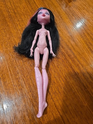 #ad Monster High 11 inch G1 Draubecca Freaky Fusion Doll No Clothes $14.00