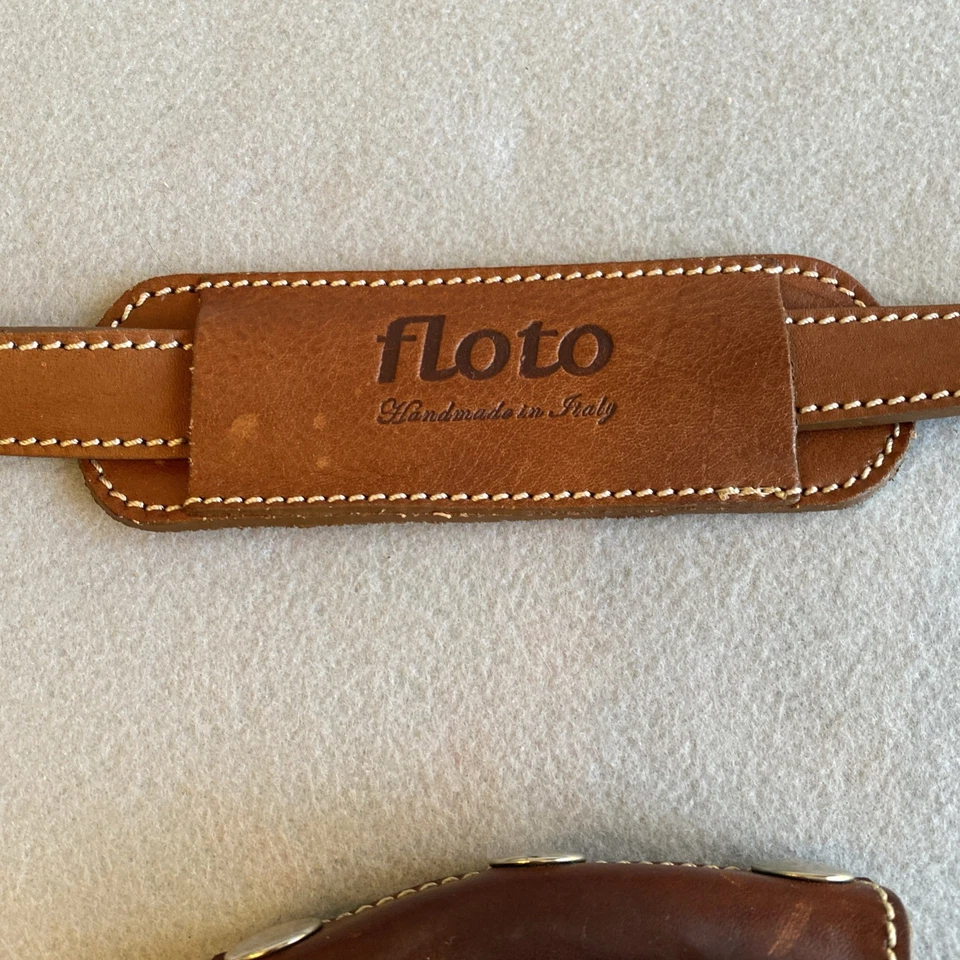 Floto Italian Leather Honey Brown Color Briefcase Laptop Messenger Bag w/Strap - Image 2 of 4