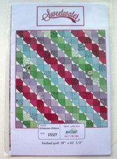Christmas Ribbons pieced scrappy quilt pattern A8