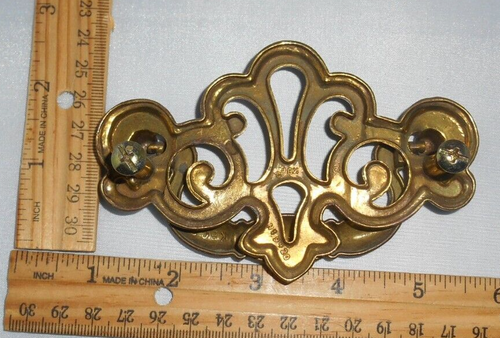 KBC 11 Piece LOT! Brass drawer/cabinet hardware pulls VINTAGE 8 bigger-3 smaller - Picture 9 of 9