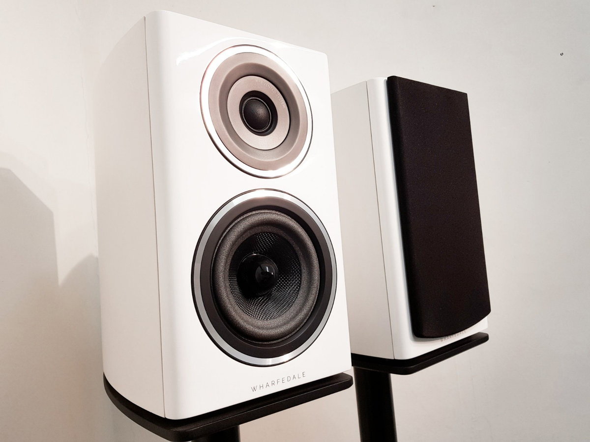 Wharfedale Diamond 11.2 Bookshelf Speakers (White Sandex