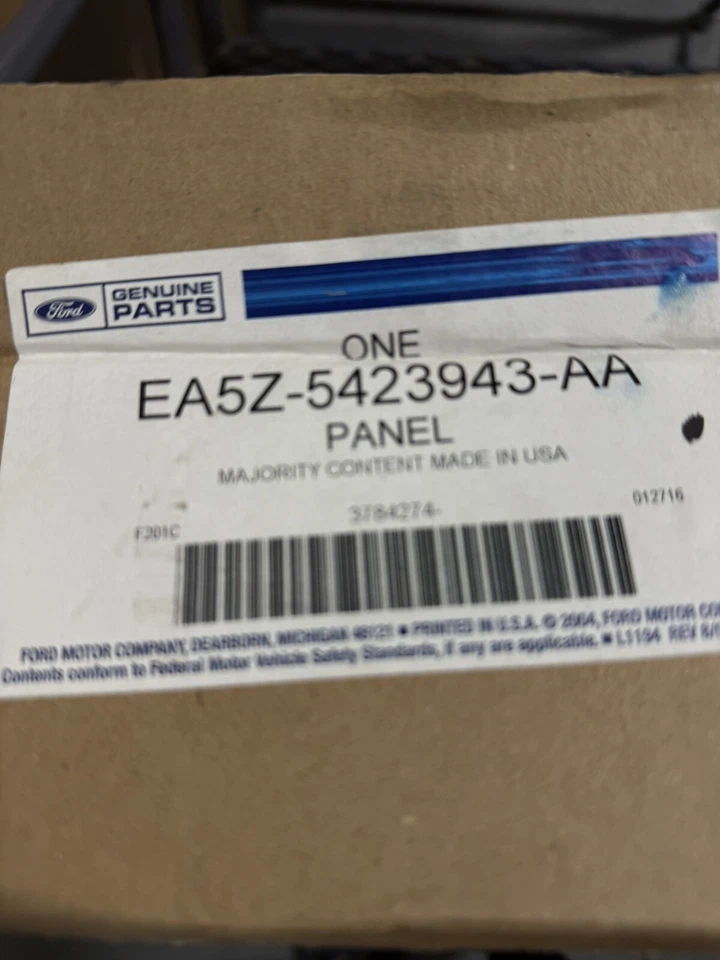 Panel Assembly Door Trim - Ford EA5Z-5423943-AA 2013-2016 Lincoln MKS - Image 2 of 3