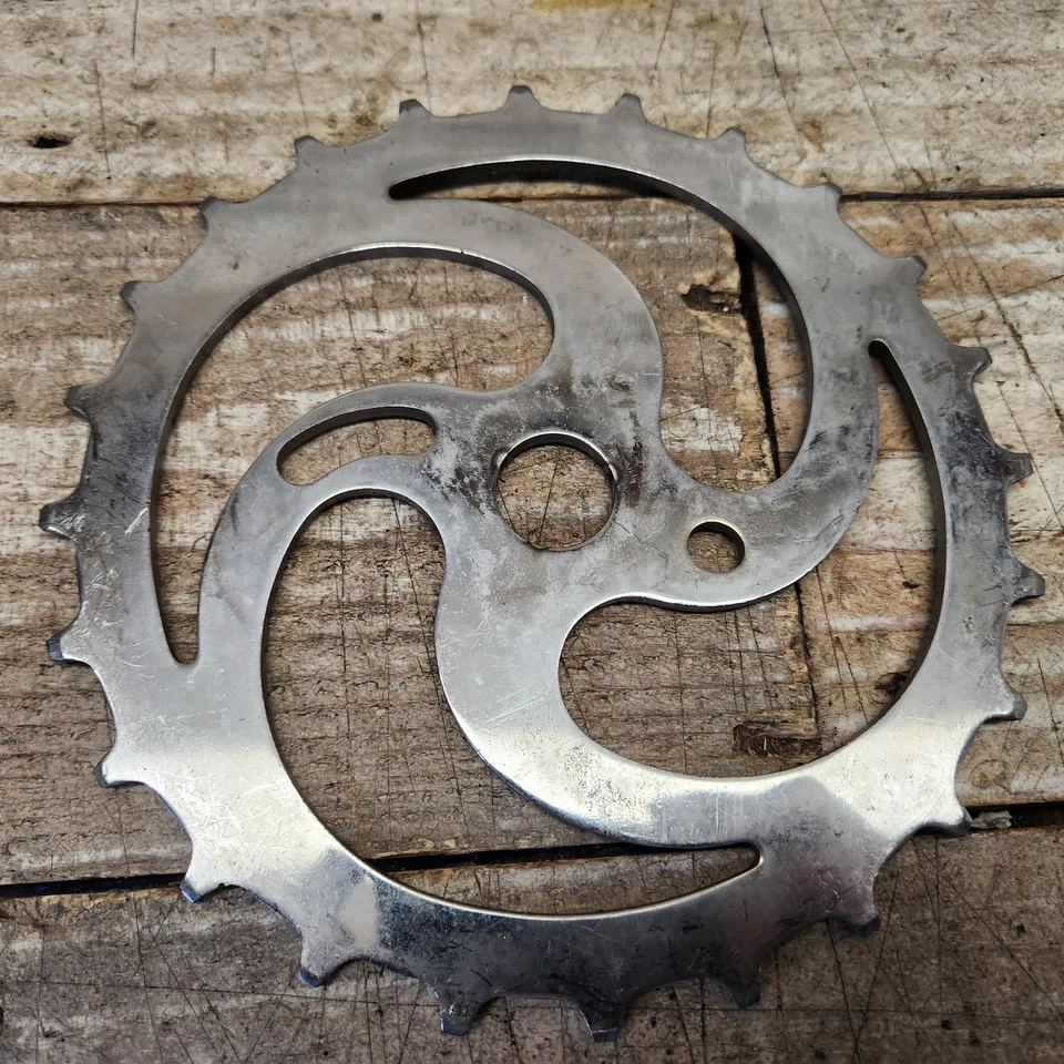 Plato Skip Tooth Años 50 Piñón Ward 24T Globo Molinete Espiral Cromo Foto 4 de 4