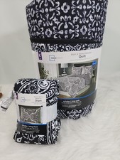 Mainstays Black Amd White Medallion Quilt And Shams King