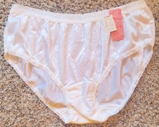 Vintage Blush SILKY NYLON Panties, Stretch Lace Waistband, USA Made, Sz. 7; NWT!