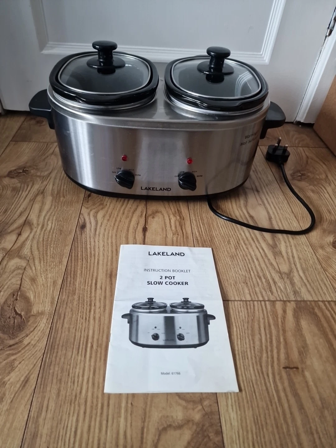 Lakeland 2 Pot Slow Cooker 2x 1.7 Litres Each Pot With Instructions