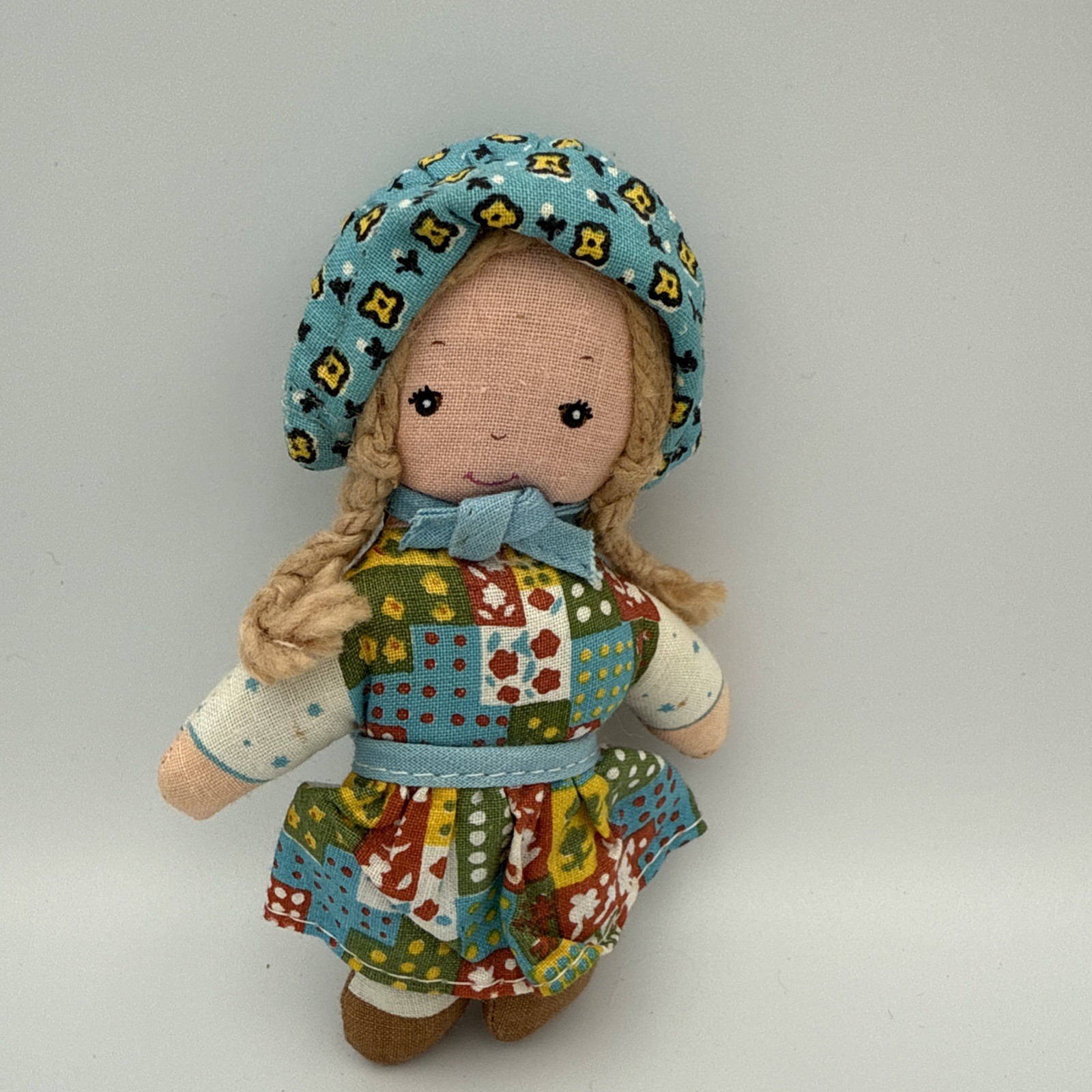 Vintage 1974 Knickerbocker Holly Hobbie Rag Doll 4”
