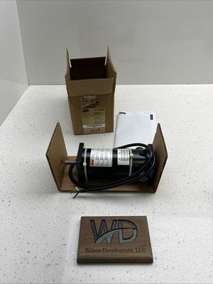 DAYTON 4Z528D PERMANENT MAGNET DC MOTOR 90 VDC 1/6 HP 1800 RPM NEW