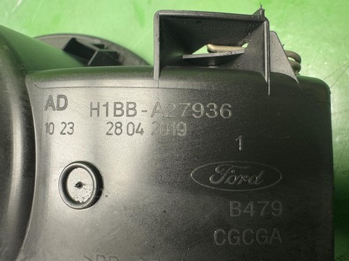 Conjunto de aleta de llenado de combustible FORD FIESTA MK8 17-22 H1BB-A27936-AD blanco - Imagen 3 de 3