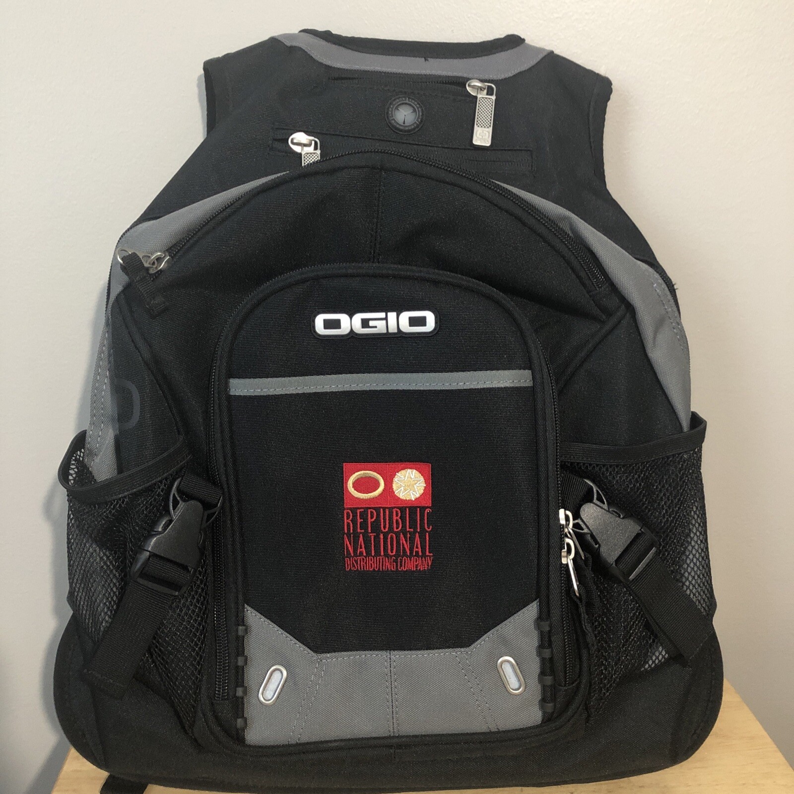 Ogio Fugitive Backpack Black Ogio Tech Spec 15" Laptop Bag Embroidered