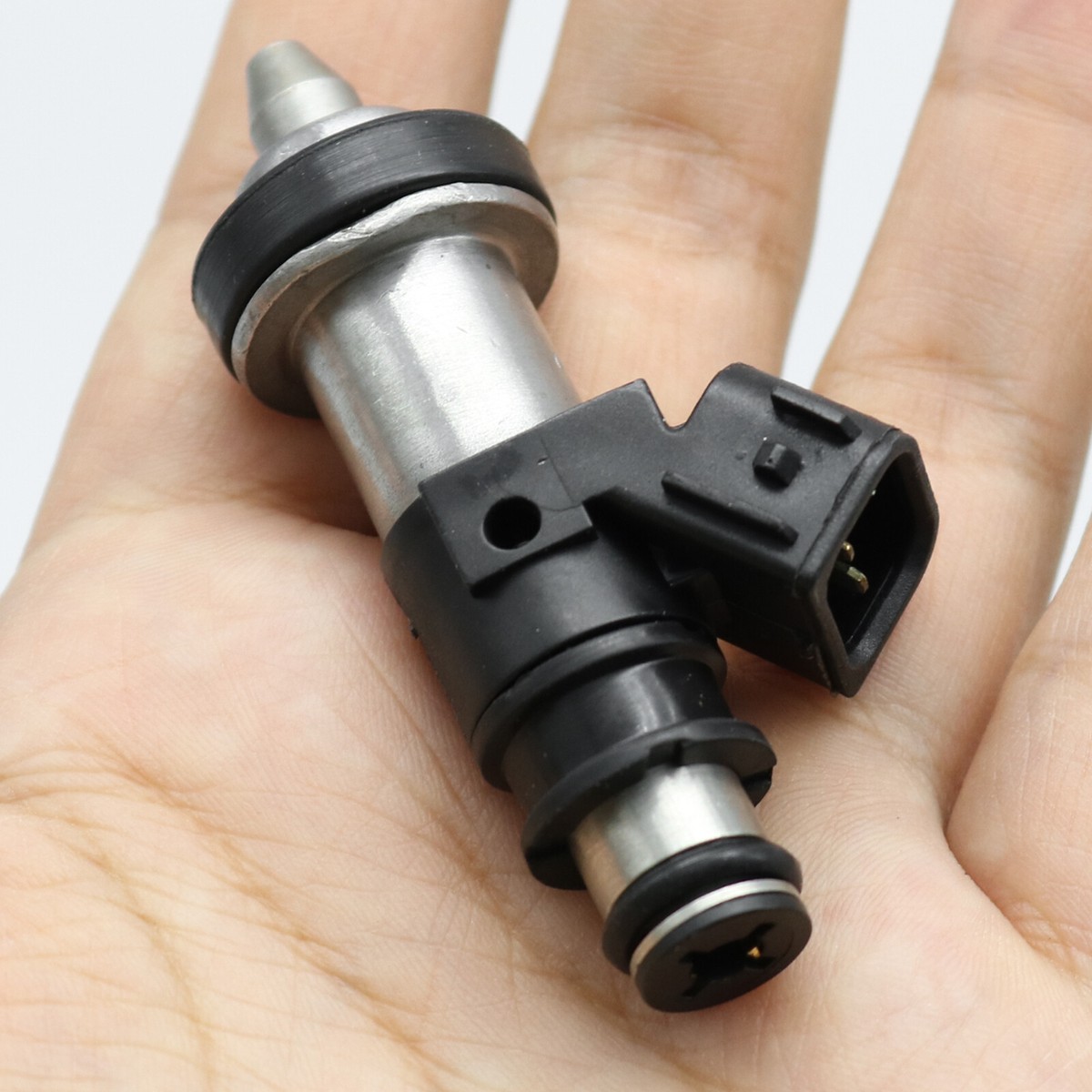 4 Inyectores De Combustible Para Suzuki Hayabusa GSX1300, GS/XR 600/1000 – 15710-24F00 B7 (Kingdarn)