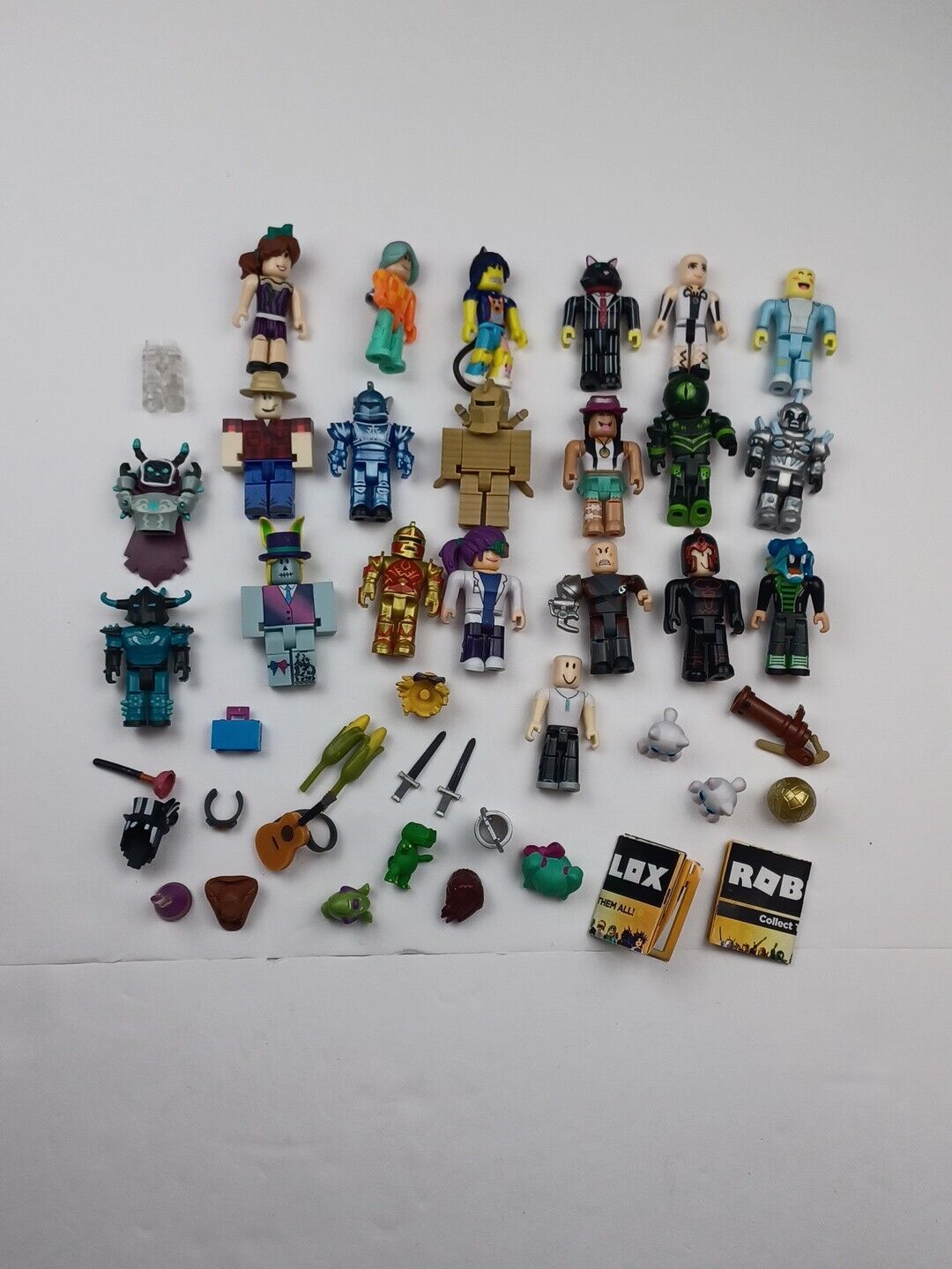 Lego friends, Roblox, Jojo Siwa, Accessories, etc Toys Lot - See