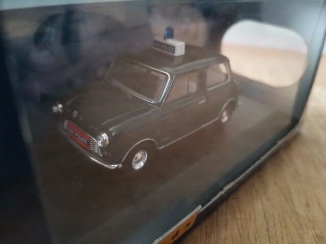 Picture 2 of 6