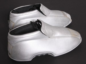 adidas kobe moon shoes