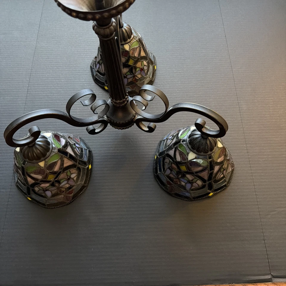 Portafolio Lámpara de araña negra de 3 luces estilo Tiffany vitral accesorio colgante Foto 2 de 4