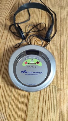 Sony Walkman D-EJ621 G-Protection Portable CD Player Silver Tested WORKS *Read!