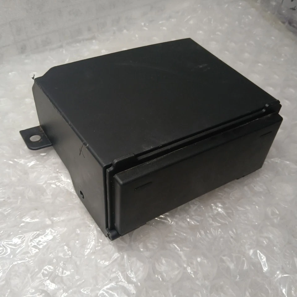 Infiniti FX35 2003-2008 caja de unidad de DVD 28405CG700 OEM Foto 3 de 4