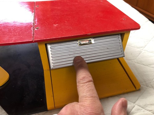 Rare vintage Brio toy gas station sweden red yellow as-is 50s 60s atomic retro - Picture 7 of 11