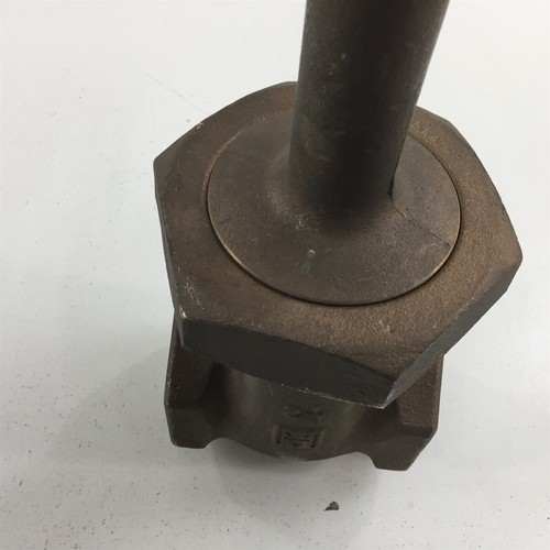 Milwaukee 2-1/2" Bronze Gate Valve 300 WOG 150S NPT - Picture 9 of 9
