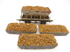 Precision OO Gauge BACHMANN 24T IRON ORE HOPPER - 4 X IRON ORE LOADS  eg 37-508A