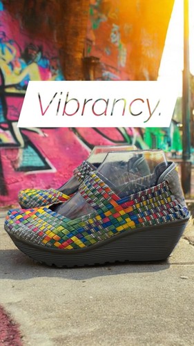 St. John's Bay Womens Karma Multicolor Round Toe Wedge Heel Mary Jane Liknew8.5