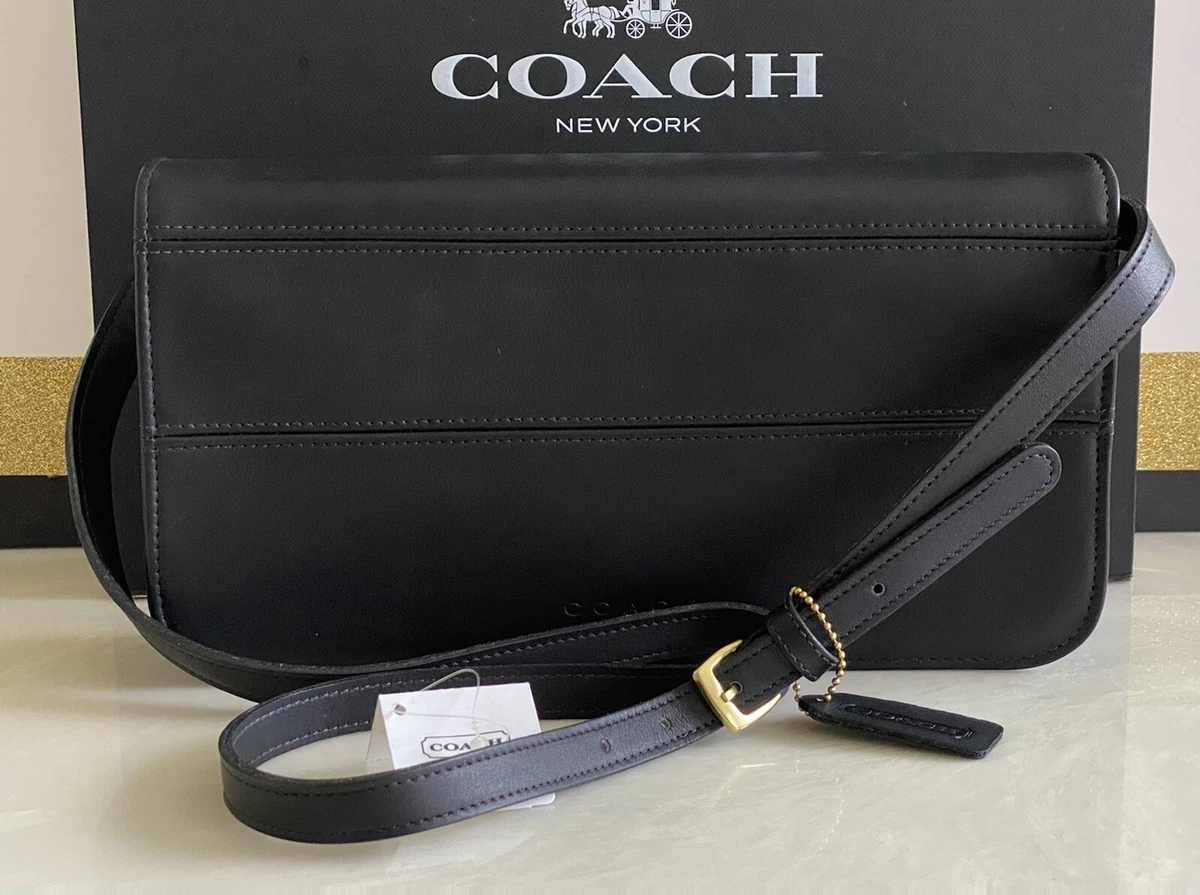 Coach black shop clutch
