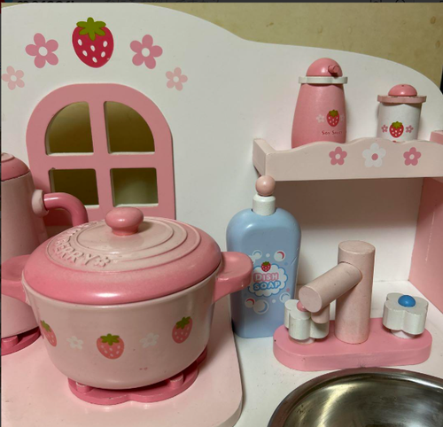 Play House Wooden Kitchen Set - Wild Strawberry Cutie Deluxe Kids Toy Kitchen - Picture 4 of 19
