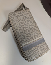 Reaction Kenneth Cole Gray Logo Zip Wristlet Wallet w/ Wrist Strap, Credit Card