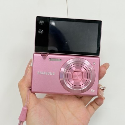 Samsung MV800 Flip-out Touch Screen Vlog Compact Digital Camera