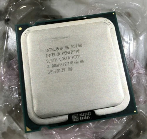 Intel Pentium Dual-Core E5700 Processor 3GHz SLGTH LGA 775 CPU 65W 800MHz - Image 3 of 4