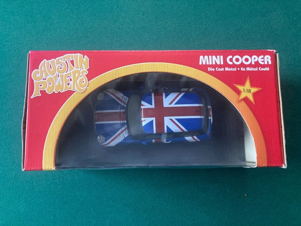 ERTL Austin Powers MINI COOPER Diecast Scale 1:18 - Image 2 of 4
