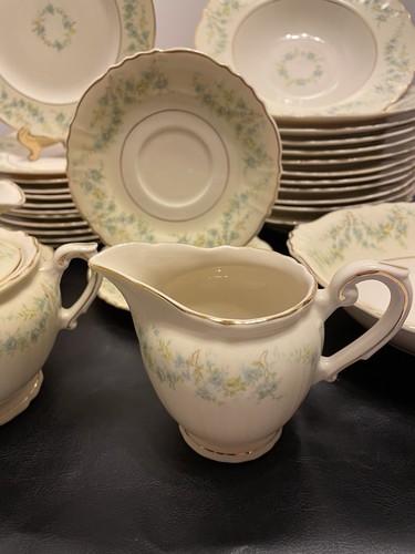 Federal Shape Syracuse China - Picture 7 of 15