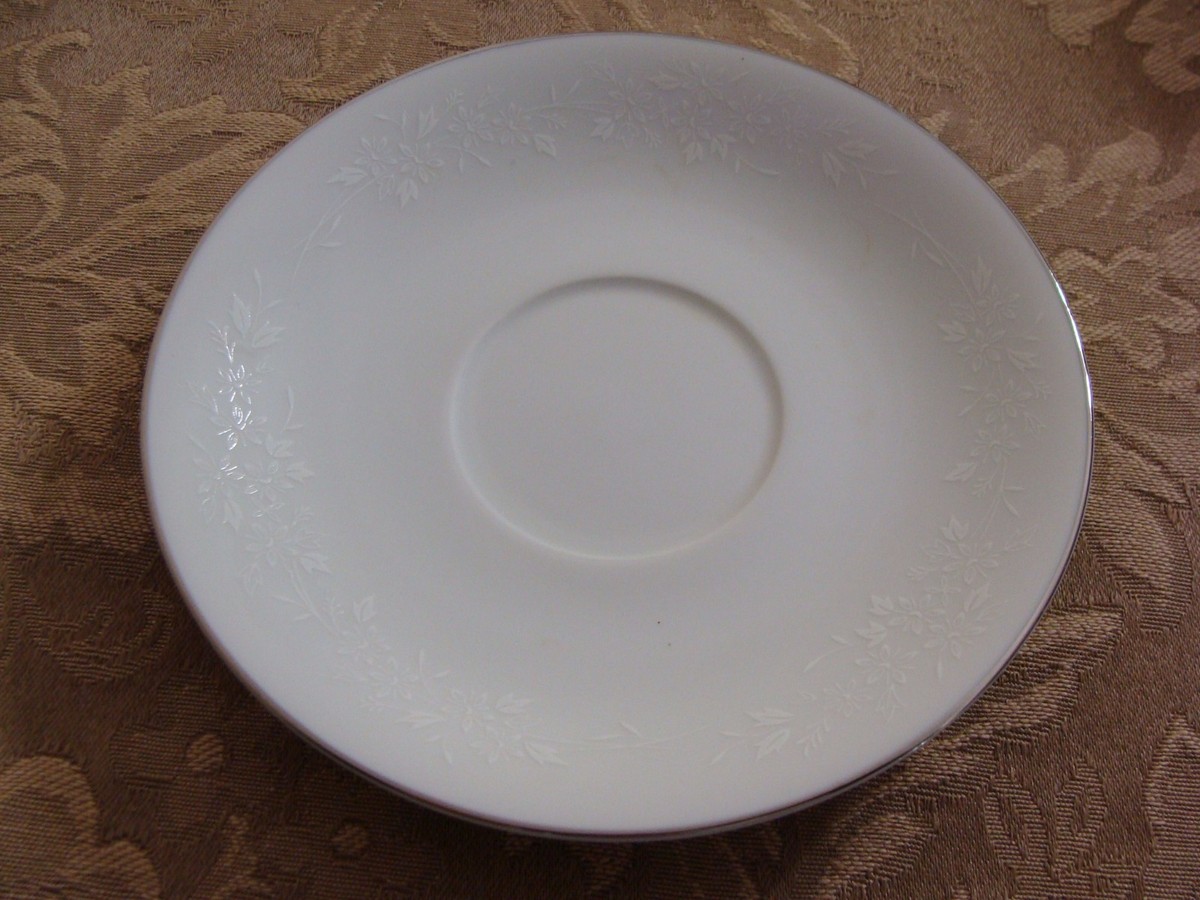 7 Cups & 8 Saucers By Modern China & Table Institute, Enchantment