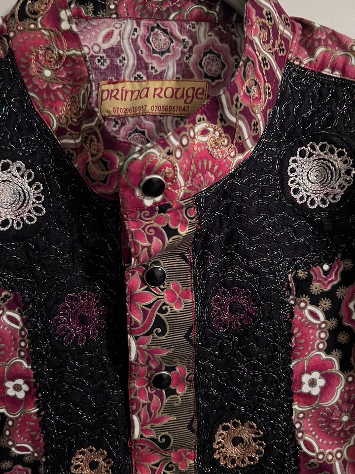 Camisa de diseñador Prima Rouge, estampados dorados Super Java garantizados 5959 Foto 2 de 4