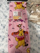 Disney Winnie The Pooh Valentines Day Throw Blanket 50X70 NWT
