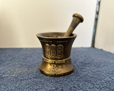 Vintage 1977 Schering Brass Mortar and Pestle 15th Edition Louis DuFilho Jr 2.5''