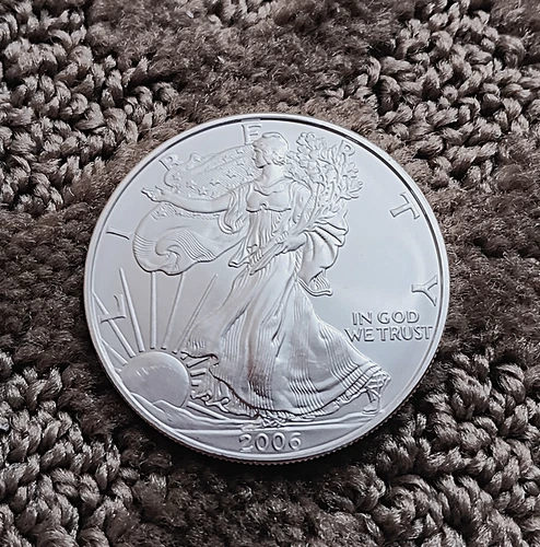 2006 American Silver Eagle, 1 Troy Oz  coin,  .999 PURE Silver round, Bullion