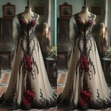 Vintage Champagne and Black Wedding Dresses with Roses Lace Appliques Dresses