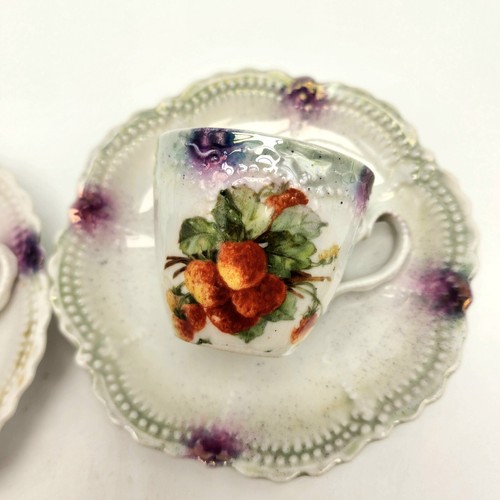 Antique Porcelain Demitasse Cups and Saucers Leughtenburg Germany Strawberry - Picture 3 of 12