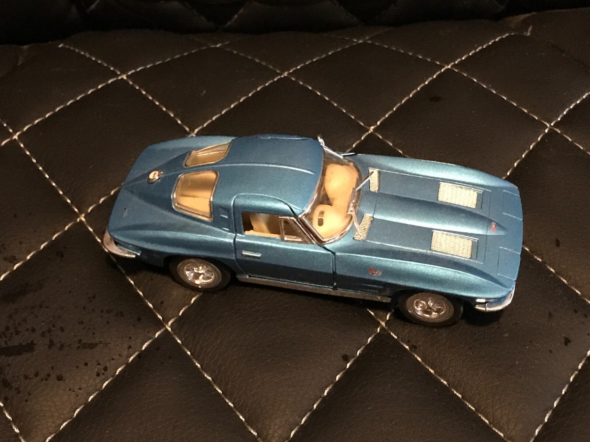Kinsmart 1963 Corvette Stingray 1/36 Scale Die Cast Car KT5358 | eBay