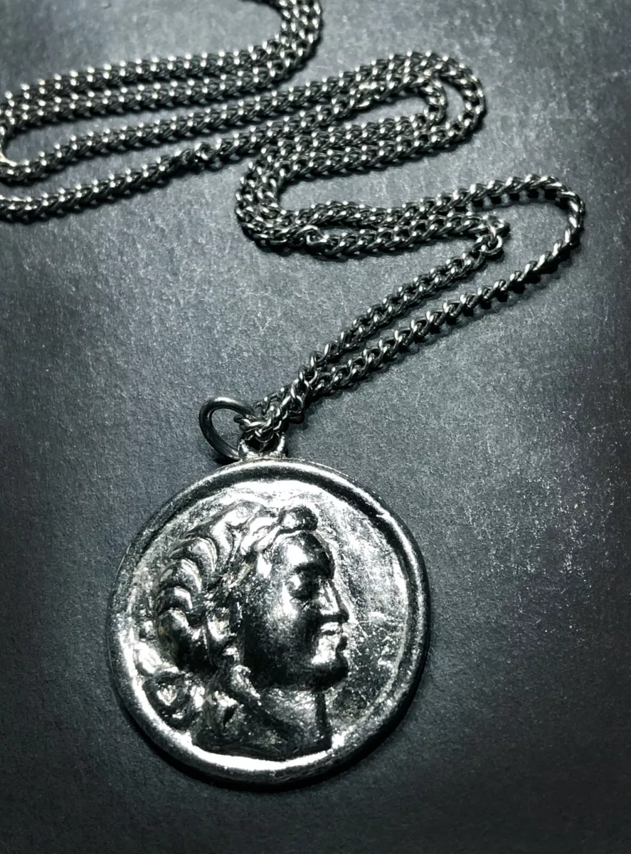 Vintage ROMAN EMPEROR JULIUS CAESAR Coin Pendant Medallion w