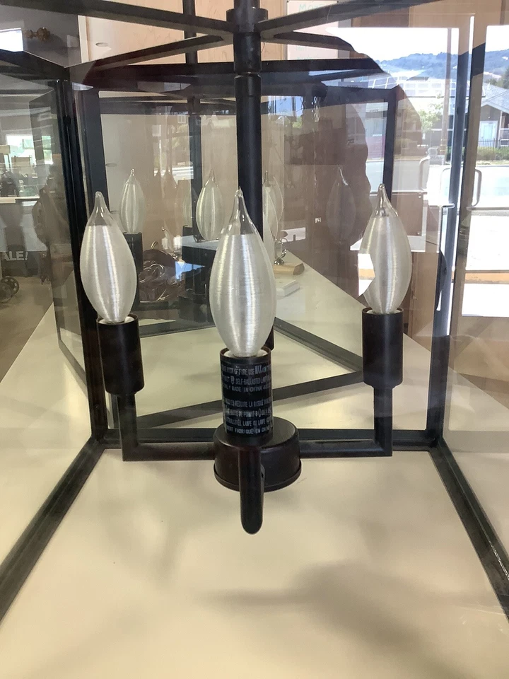 Lámpara colgante de vidrio y hierro Manor Grand Cableada Foto 2 de 3