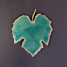 PLACCA SMALTATA STEMMA TARGA SMALTI A FUOCO FOGLIA DI VITE AMERICANA