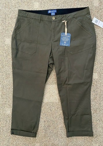 Womens Democracy High Rise Cuffed Capri 