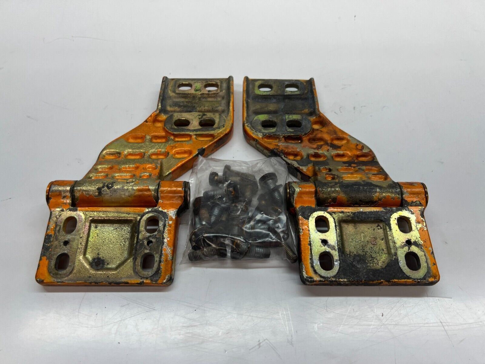 LAMBORGHINI MURCIELAGO LP640 DOOR HINGE LH RH SIDE SET OEM 410831402 410831401