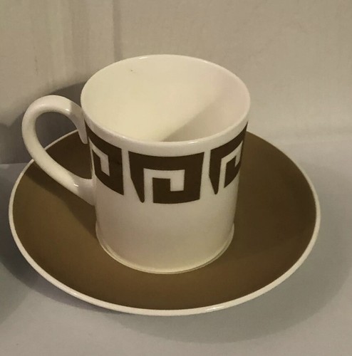 Wedgwood Susie Cooper ‘Keystone’ Design Cup and Saucer Old Gold x 2 Bundle - Picture 6 of 15
