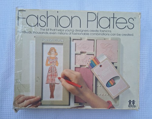 1978 TOMY FASHION PLATES 2508 Vtg 15 Plates & Original Box & 15 Additional Plate
