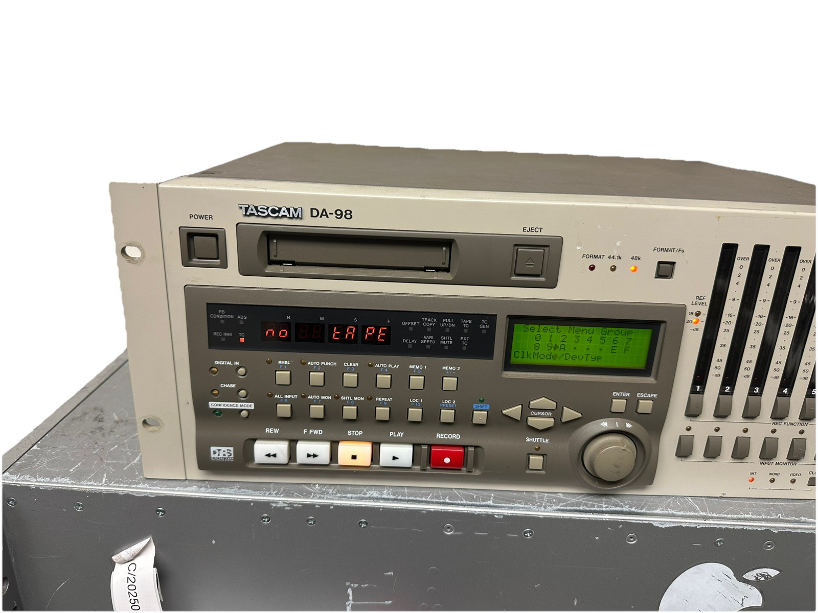 TASCAM タスカム DA-98 プロ用 デジタルマルチトラックレコーダー TASCAM タスカム DA-98 プロ用 デジタルマルチトラックレコーダー