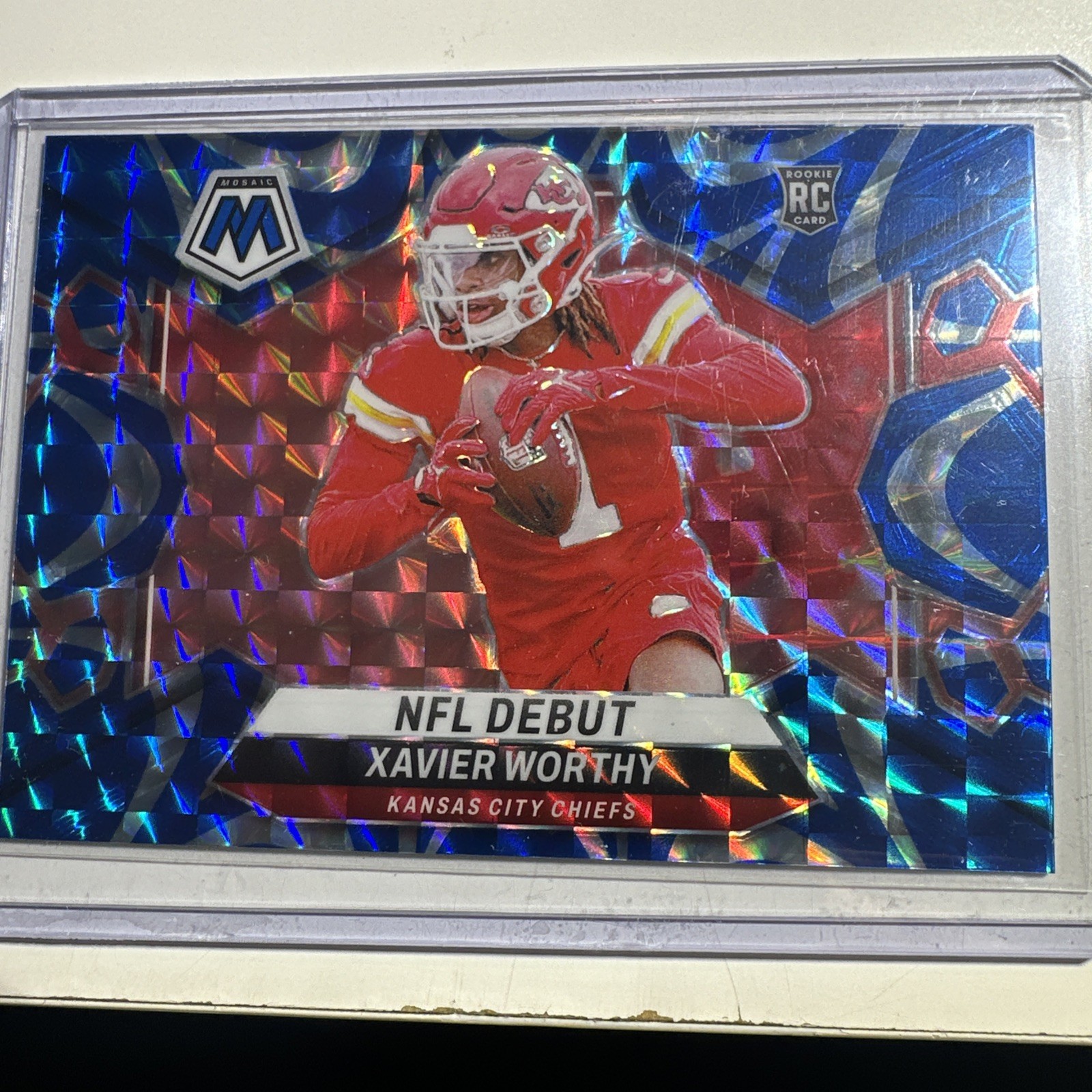 2024 Panini Mosaic - NFL Debut Xavier Worthy #285 Blue Mosaic Prizm /99 (RC)